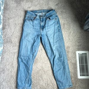 American Eagle High Waisted Straight Cropped Jeans Women’s Size 2
